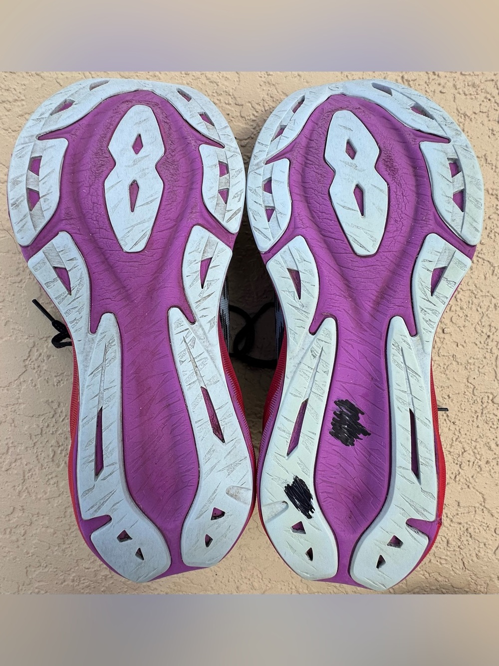 ASICS Novablast 3 Black Purple Red Running Shoes 1012B288 Women Size 9.5 in VGC - Picture 13 of 14